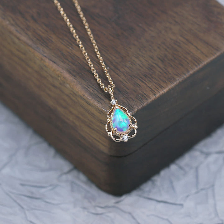 Collier en argent sterling avec opale naturelle de style vintage Olivenorma