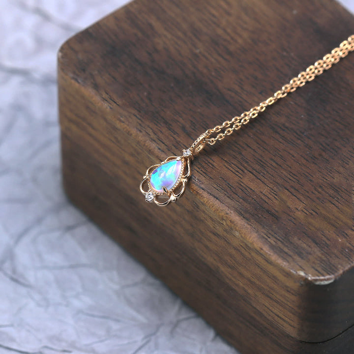 Collier en argent sterling avec opale naturelle de style vintage Olivenorma