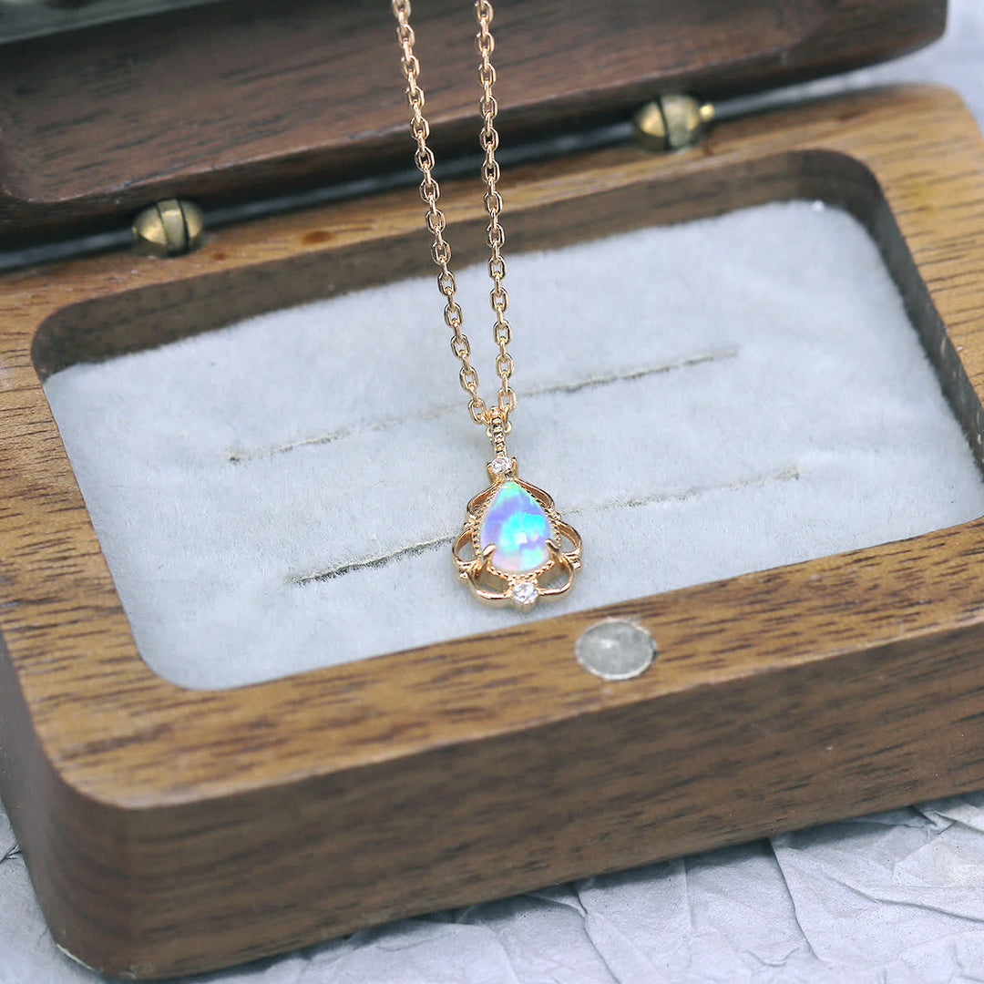 Collier en argent sterling avec opale naturelle de style vintage Olivenorma