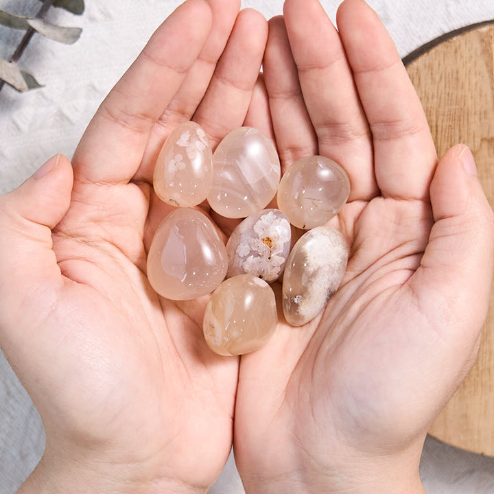 Pierre roulée en agate de cerisier irrégulière naturelle Olivenorma