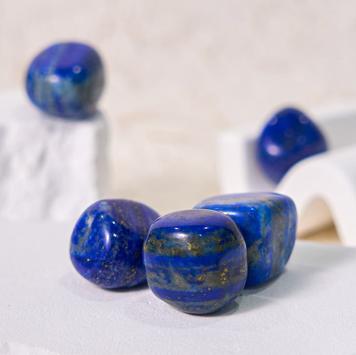 Ensemble de pierres naturelles polies en lapis-lazuli Olivenorma