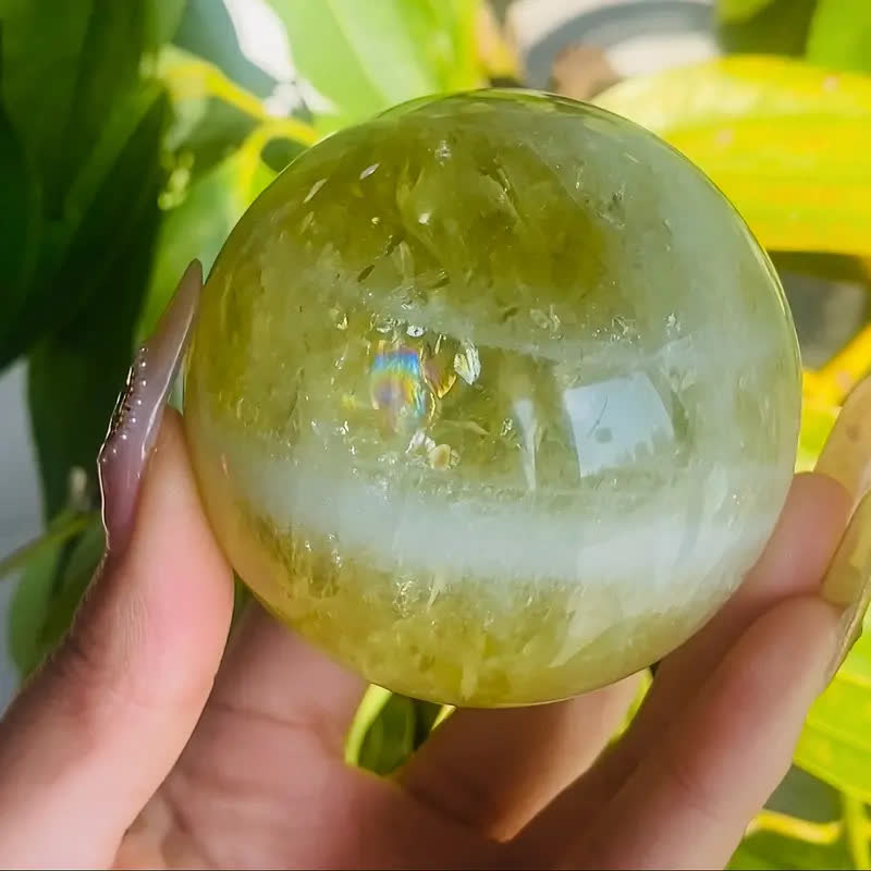 Sphère de cristal de citrine naturelle Olivenorma
