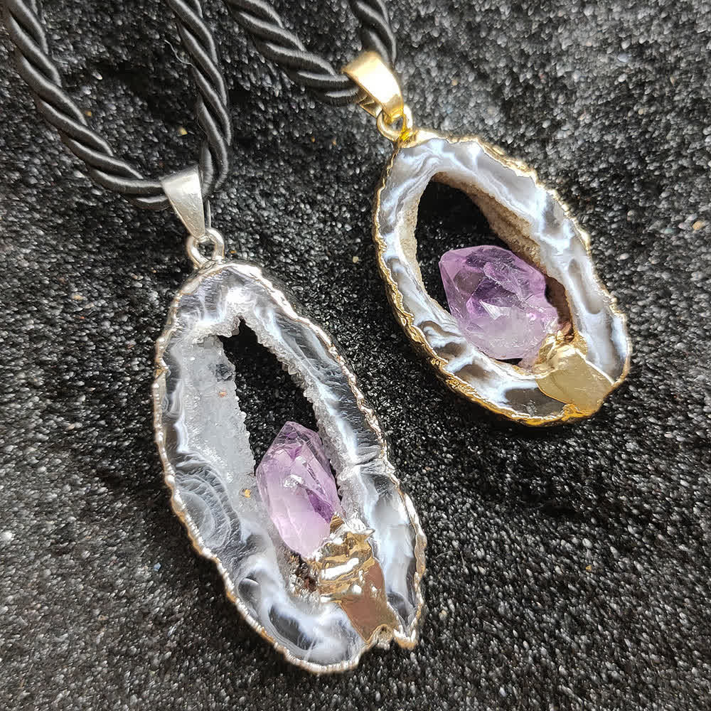 Collier avec pendentif en cristal d'agate blanche et améthyste Olivenorma
