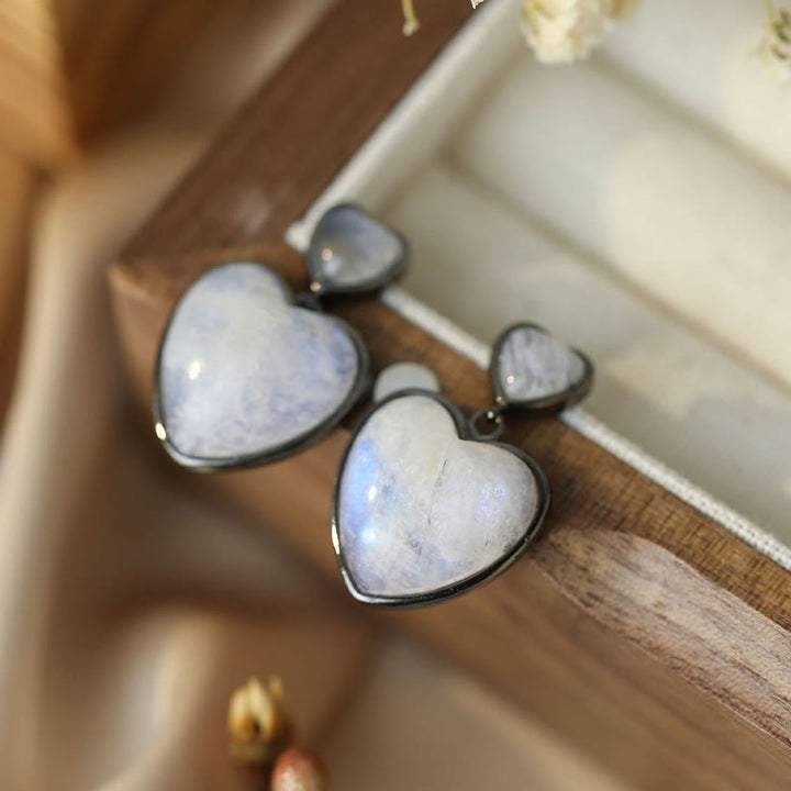 Boucles d'oreilles pendantes en forme de cœur avec pierre de lune Olivenorma