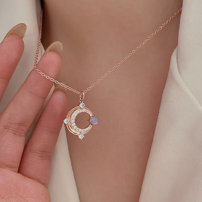 Collier avec pendentif croissant de lune en pierre de lune naturelle Olivenorma