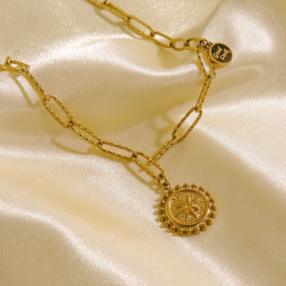 Collier avec pendentif en nacre naturelle de perles d'eau douce Olivenorma