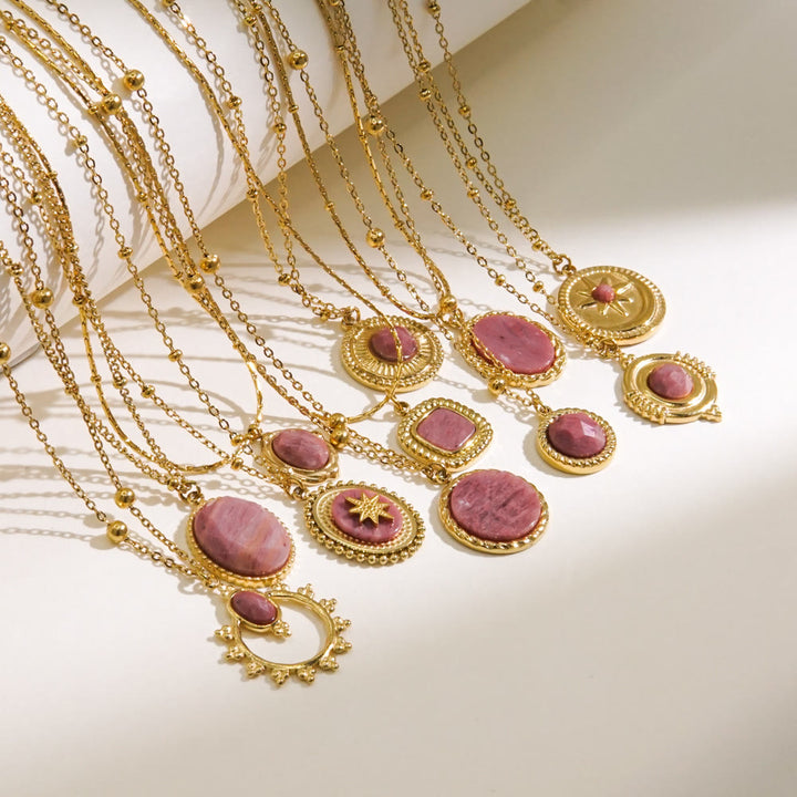 Collier avec pendentif en rhodonite naturelle Olivenorma