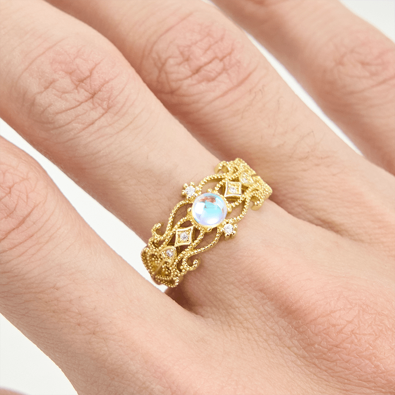 Bague vintage en pierre de lune sculptée creuse Olivenorma