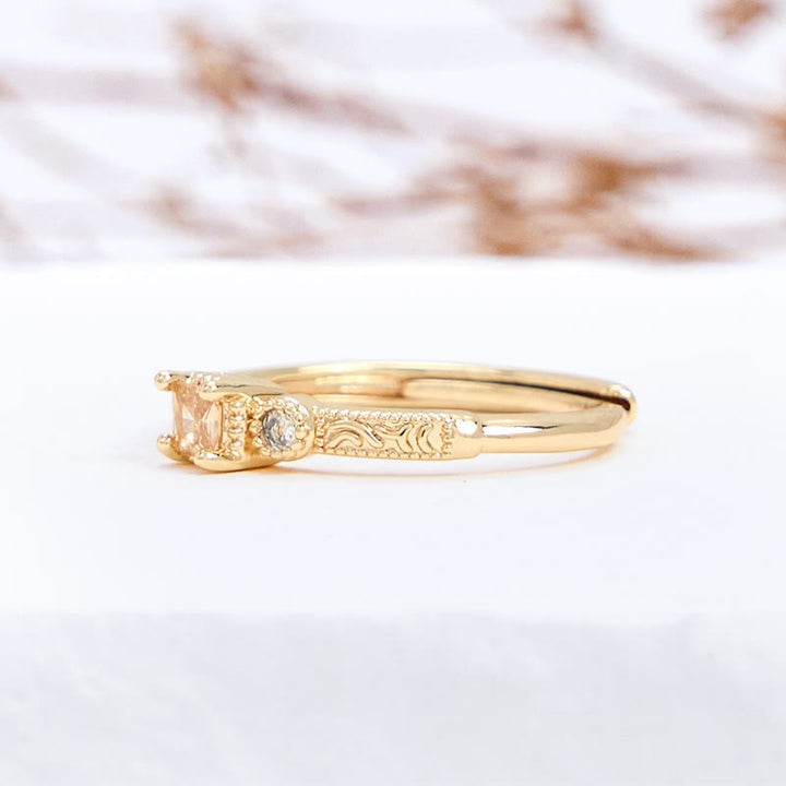 Bague simple Olivenorma en zircon blanc et citrine à coupe carrée