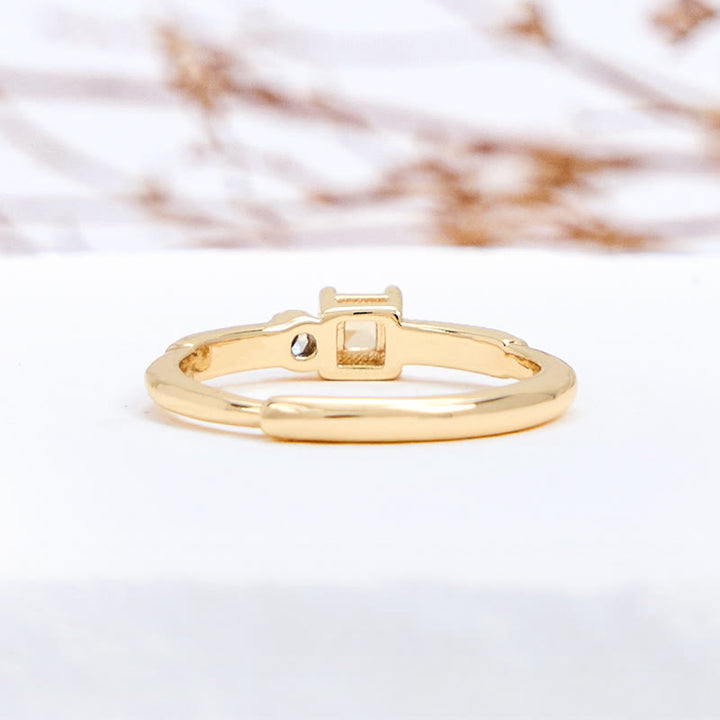 Bague simple Olivenorma en zircon blanc et citrine à coupe carrée