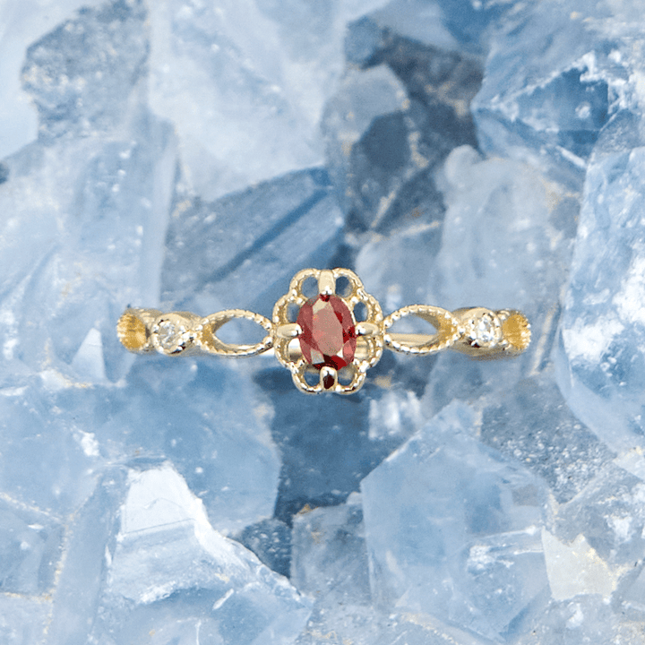 Bague grenat sculptée creuse vintage Olivenorma