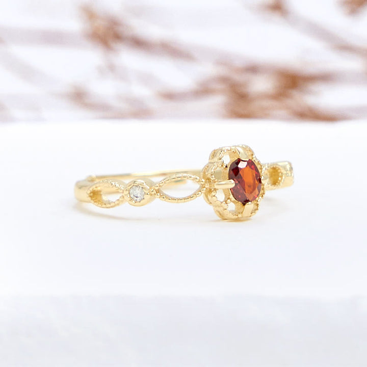 Bague grenat sculptée creuse vintage Olivenorma