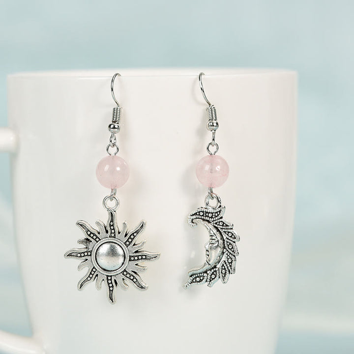 Boucles d'oreilles pendantes irrégulières en pierre naturelle Olivenorma en forme de soleil et de lune