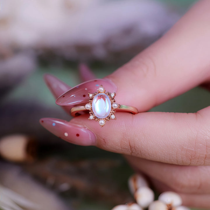 Bague style vintage en pierre de lune artificielle et perle d'eau douce Olivenorma