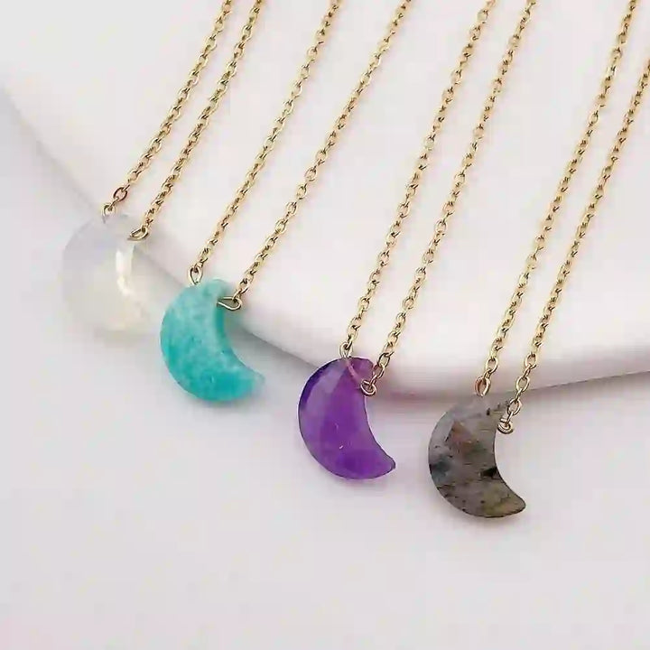 Collier Olivenorma en acier inoxydable avec cristal naturel taillé en lune