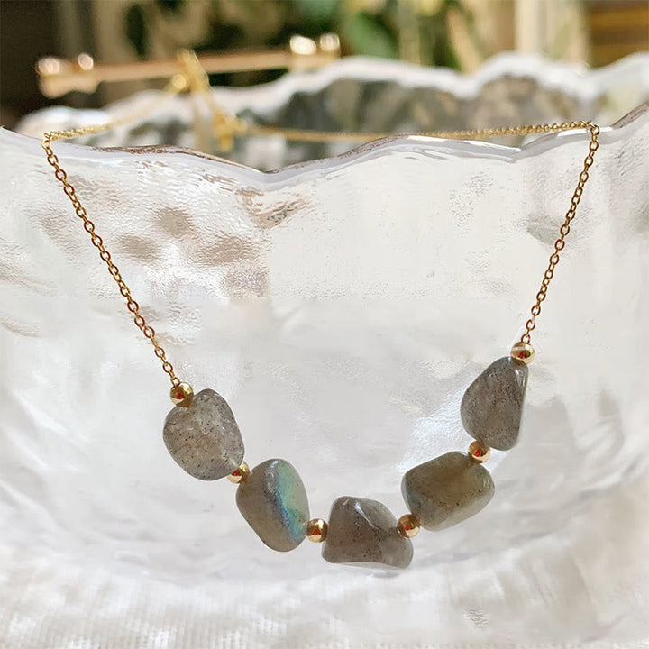 Collier pendentif en perles de pierre naturelle irrégulière Olivenorma