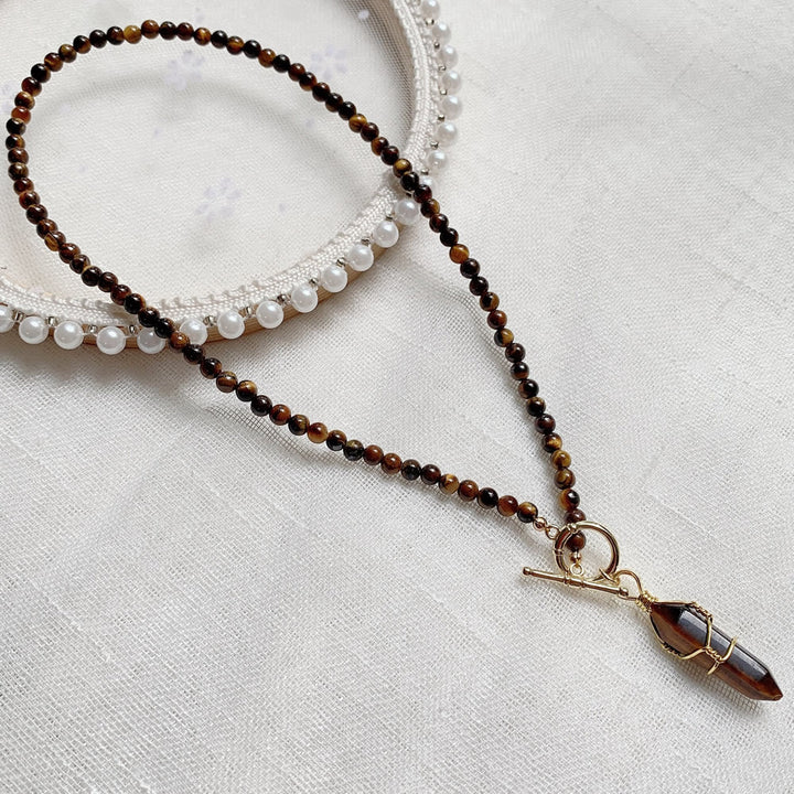 Collier de perles en pierre naturelle avec pendentif colonne hexagonale Olivenorma