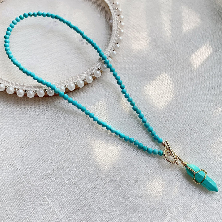 Collier de perles en pierre naturelle avec pendentif colonne hexagonale Olivenorma