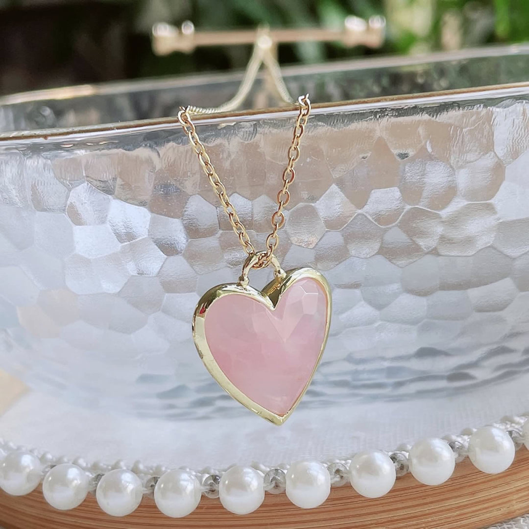 Collier pendentif en acier inoxydable avec cristal taillé en forme de cœur Olivenorma