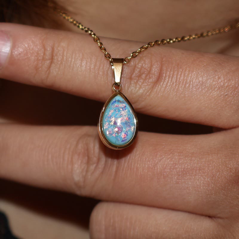 Collier pendentif goutte d'eau en opale naturelle française Olivenorma