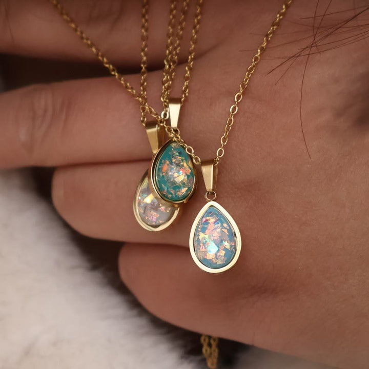 Collier pendentif goutte d'eau en opale naturelle française Olivenorma