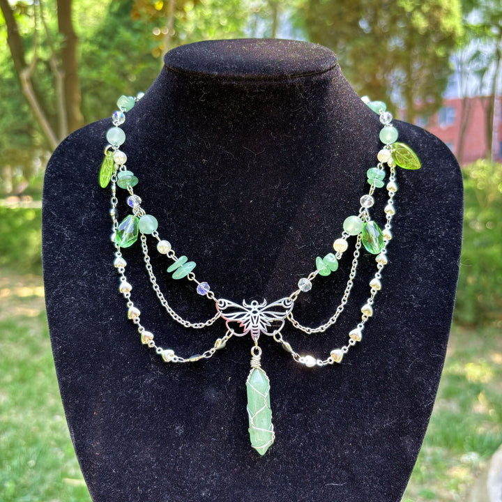 Collier ras du cou superposé avec pendentif papillon en aventurine verte Olivenorma