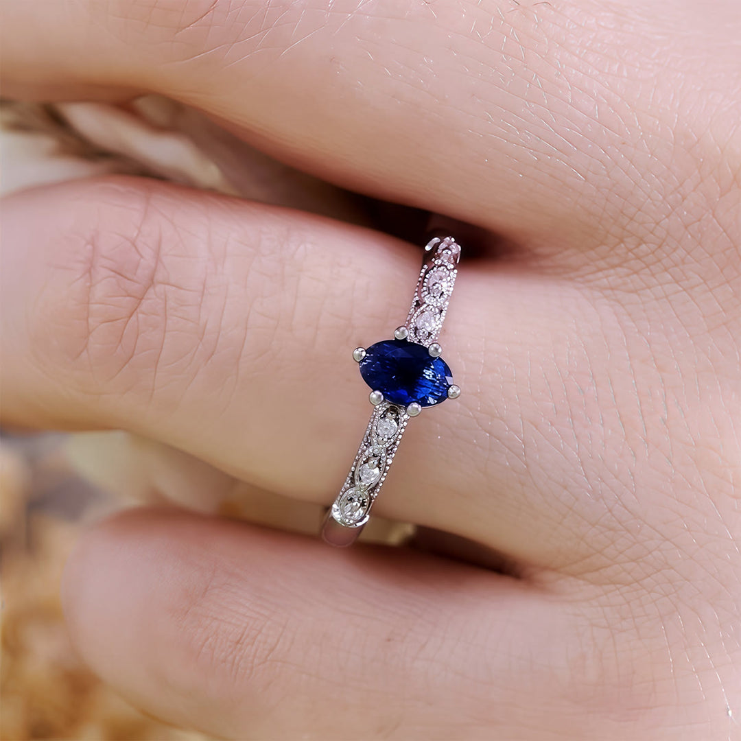 Bague rétro exquise en saphir taille ovale Olivenorma