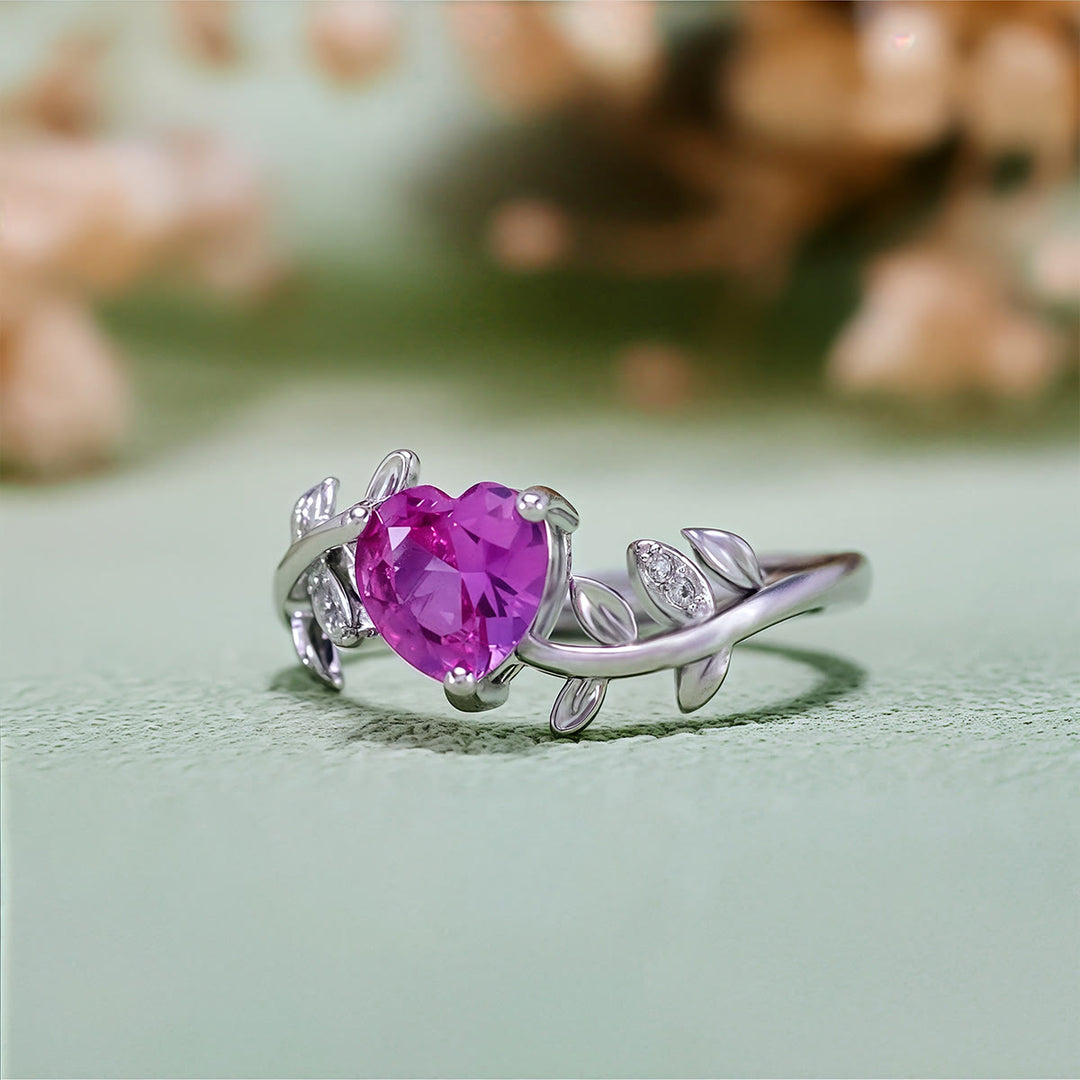 Bague feuille torsadée en corindon rouge taille cœur Olivenorma