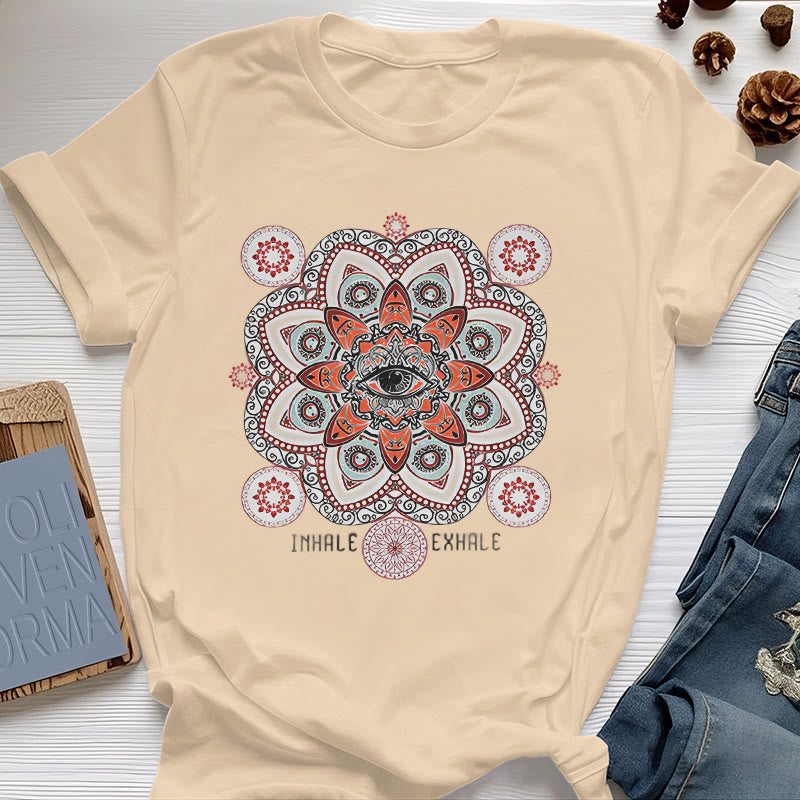 T-shirt Olivenorma avec slogan « Méditation contre le mauvais œil »