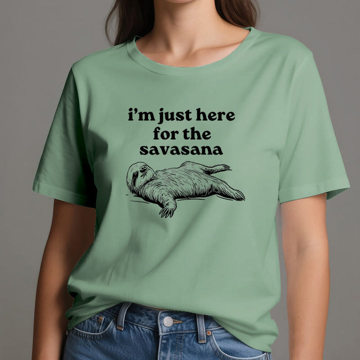 T-shirt Olivenorma Sloth Yoga « Je suis juste là pour Savasana »