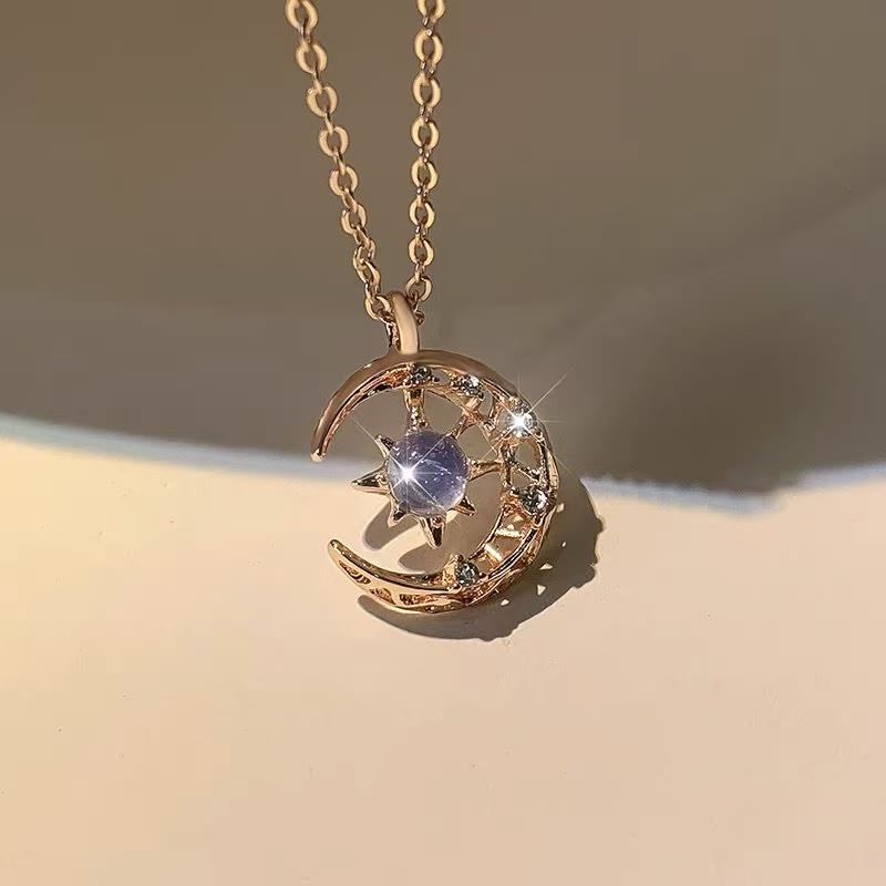 Collier délicat en pierre de lune céleste Olivenorma 