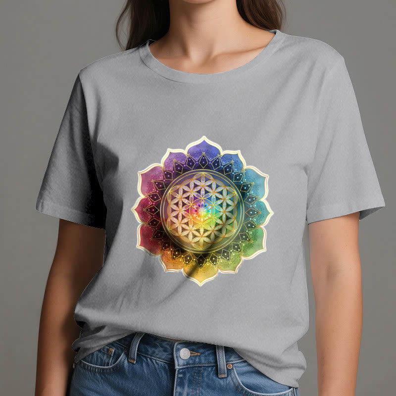 T-shirt en coton Olivenorma avec médaille des 7 chakras et fleur de vie - image 9