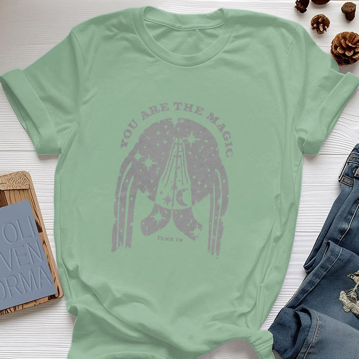 T-shirt de yoga boxy Olivenorma « Tune in You Are The Mageic »