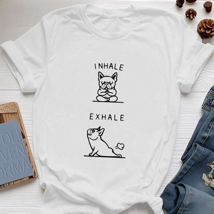 T-shirt humoristique et spirituel « Inspirer et expirer » avec le bulldog Olivenorma - Blanc - 2XL - image 0