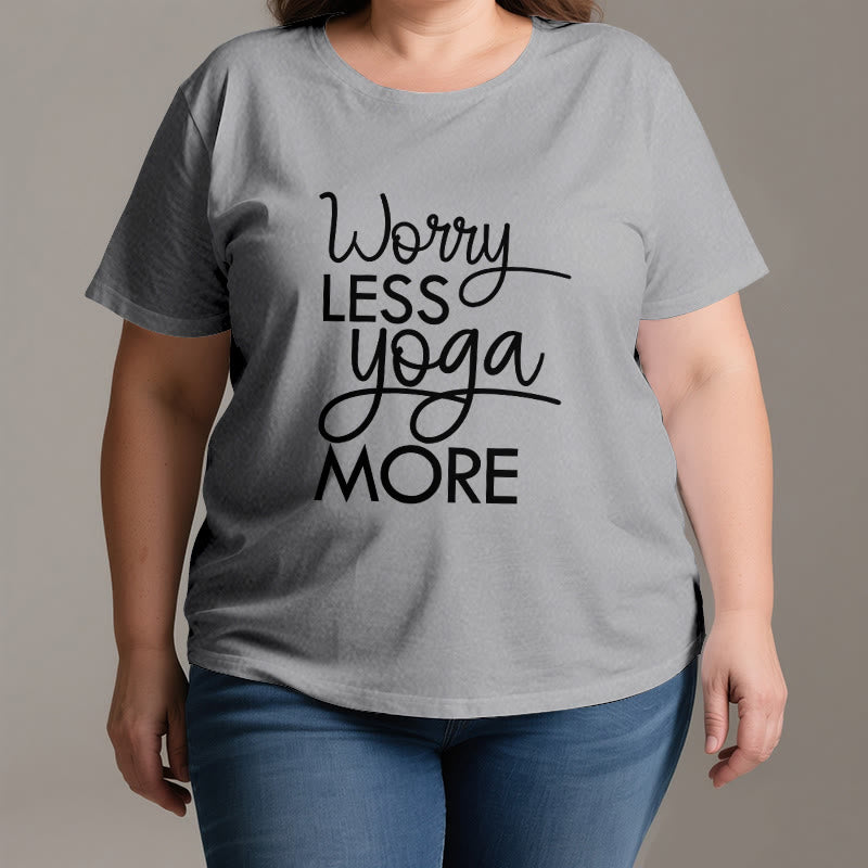 T-shirt Olivenorma « MOINS DE SOUCI, PLUS DE YOGA » pour les amateurs de yoga et de méditation - image 2