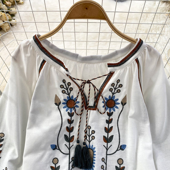 Chemise femme Olivenorma à manches lanternes et broderies florales pastorales