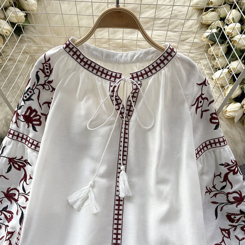 Chemise femme Olivenorma à manches lanternes et broderie florale vintage - image 1