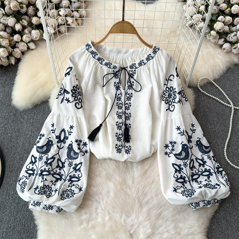 Chemise femme Olivenorma à manches lanternes et broderies d'oiseaux et de fleurs