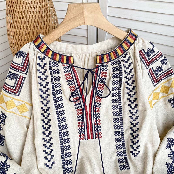 Chemise femme Olivenorma à manches lanternes et broderies style bohème