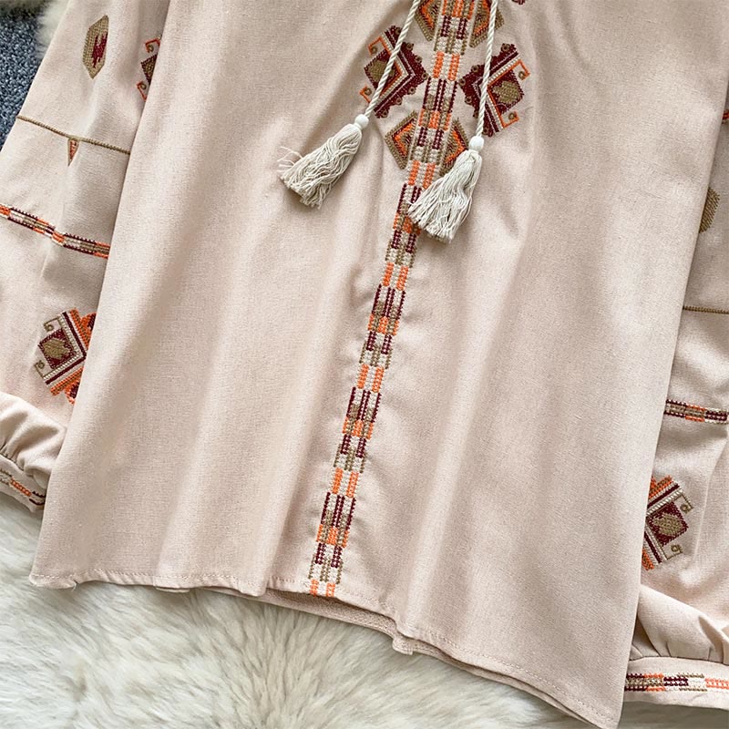 Chemise femme Olivenorma à manches lanternes et broderies de style ethnique