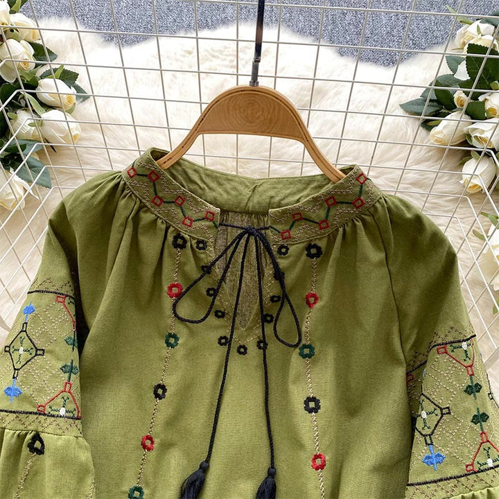 Chemise femme Olivenorma à manches lanternes et broderies florales vintage - image 1