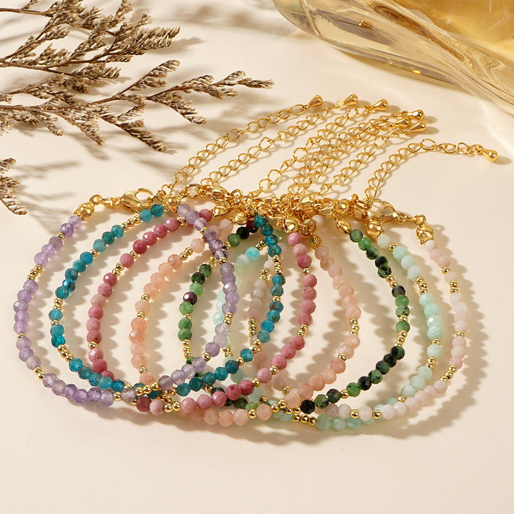 Bracelet ajustable Olivenorma en mini perles à facettes et pierres précieuses naturelles - image 1