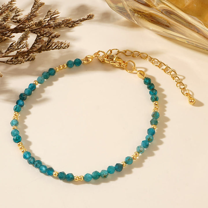 Bracelet ajustable Olivenorma en mini perles à facettes et pierres précieuses naturelles - Apatite bleue - image 13
