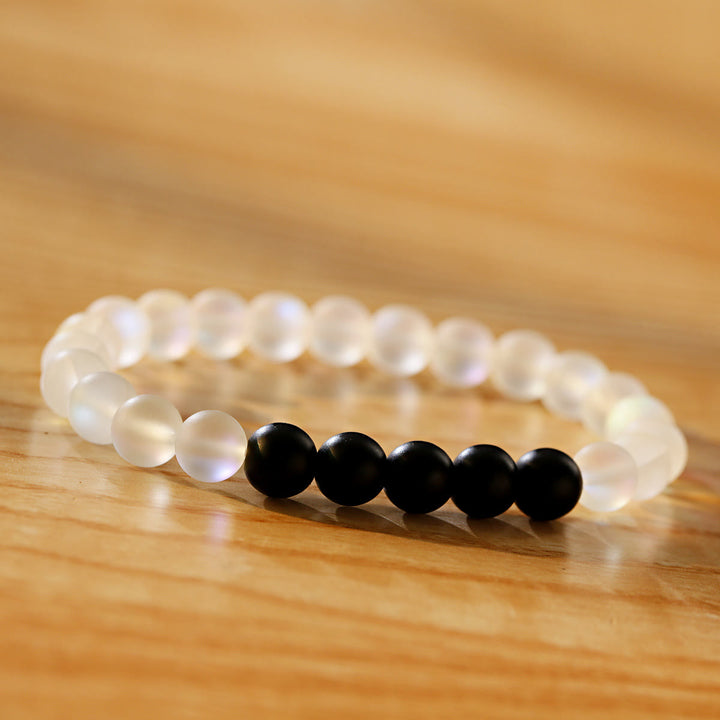 Bracelet extensible Olivenorma en pierre de lune et onyx noir Besties - 5 perles d'onyx noir + pierre de lune - image 7