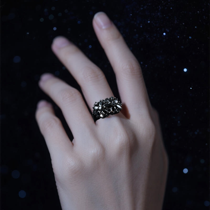 Bague florale en obsidienne Olivenorma Shadow de Cassiopeia - image 2