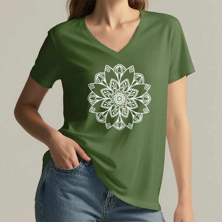 T-shirt à fleurs mandala Olivenorma , col en V, coupe classique, motif lotus spirituel - image 27
