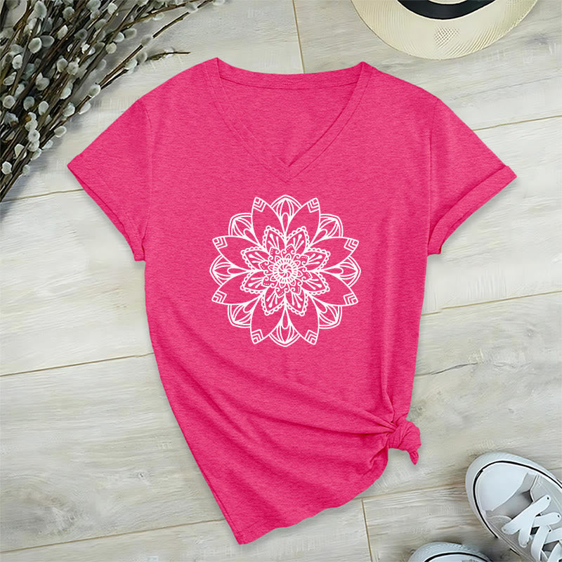 T-shirt à fleurs mandala Olivenorma , col en V, coupe classique, motif lotus spirituel - Rose vif - 2XL - image 29