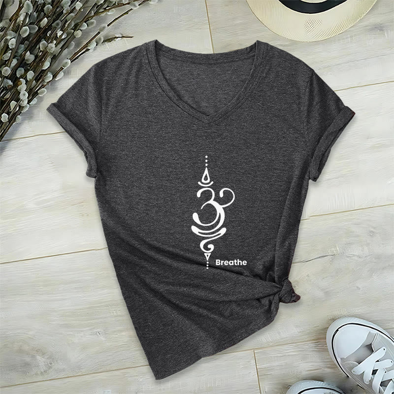 T-shirt Olivenorma Breathe Symbol pour femme, manches courtes, col en V, en coton, pour le yoga et la méditation - Gris - 2XL - image 1