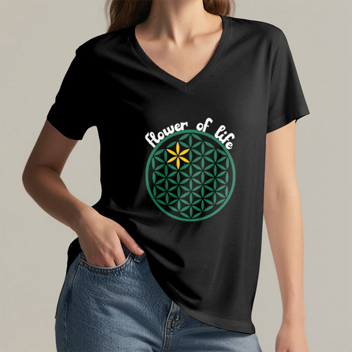 T-shirt décontracté à col en V avec imprimé floral bohème Olivenorma - image 9