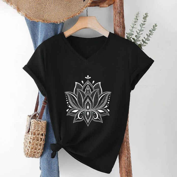 T-shirt col V Olivenorma Mandala Fleur de Lotus - Noir - 2XL - image 14